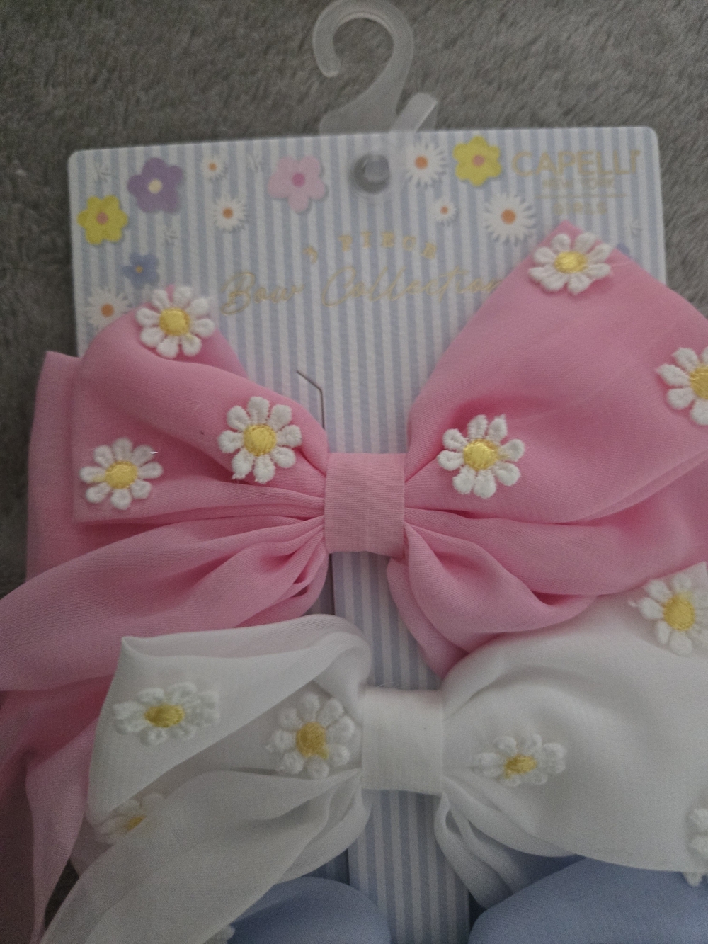 Set of 3 Daisy Bow Hair Clips — Pink, White, Blue - Picture 3 of 5